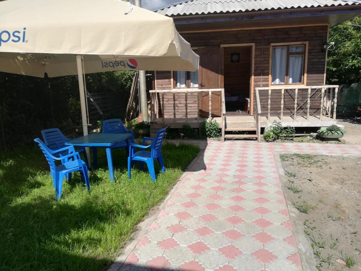Домик Для Семьи Alakhadzy Exterior foto